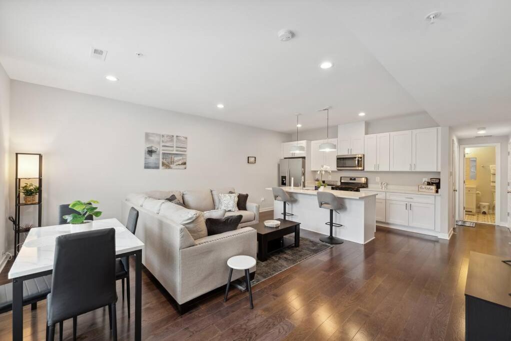 Spacious 3Bedroom Duplex With Rooftop Deck! Washington Exteriör bild